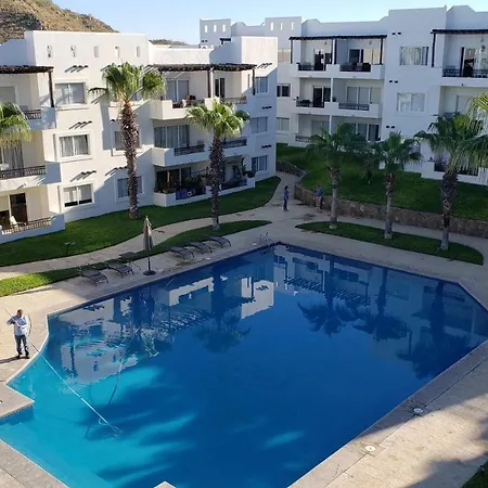 Villa Dorada Sunset Apartments
